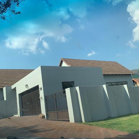 774Ways Holiday Home Hartbeespoort Eksteriør bilde