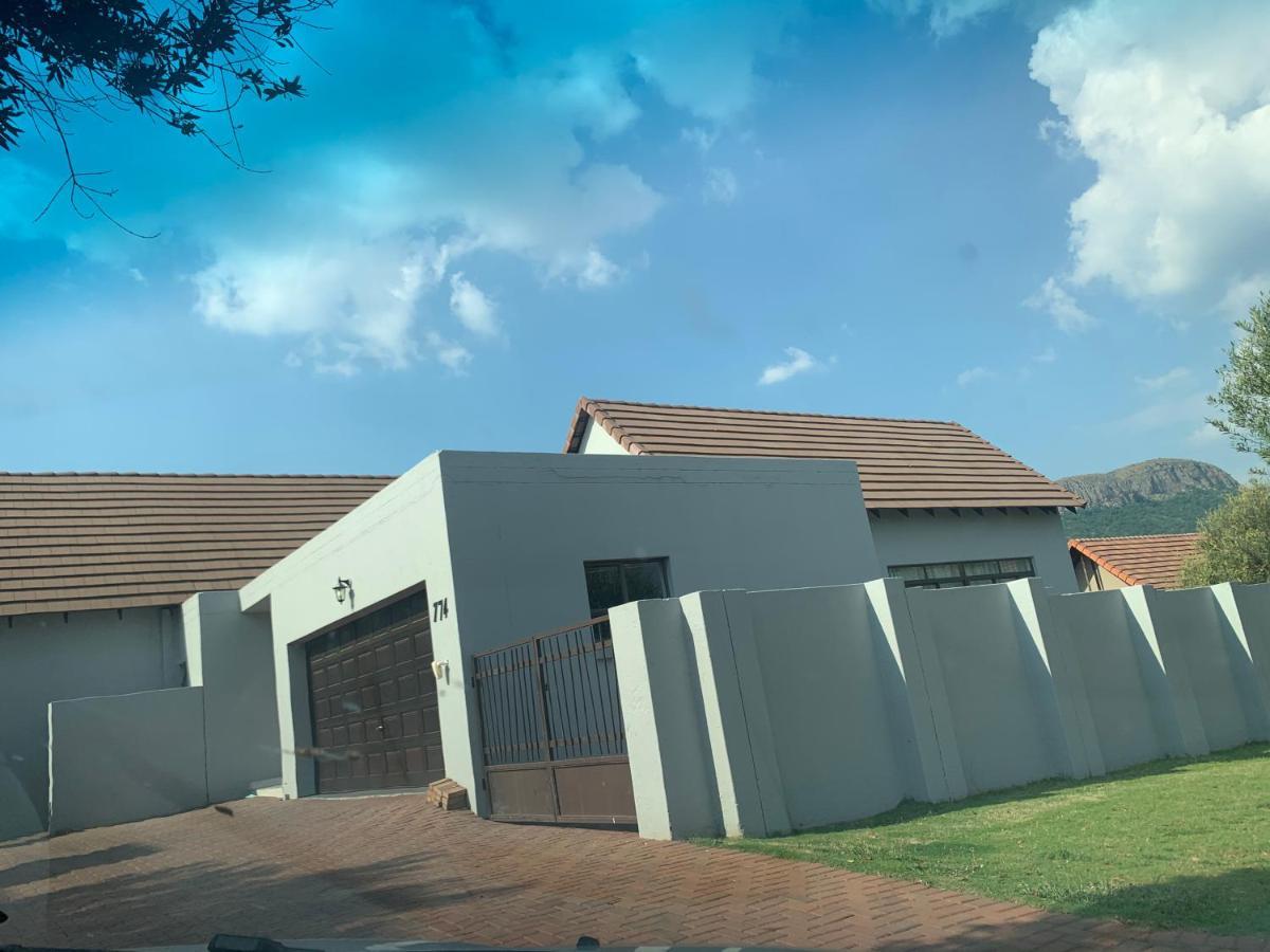 774Ways Holiday Home Hartbeespoort Eksteriør bilde