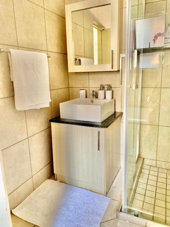 774Ways Holiday Home Hartbeespoort Eksteriør bilde
